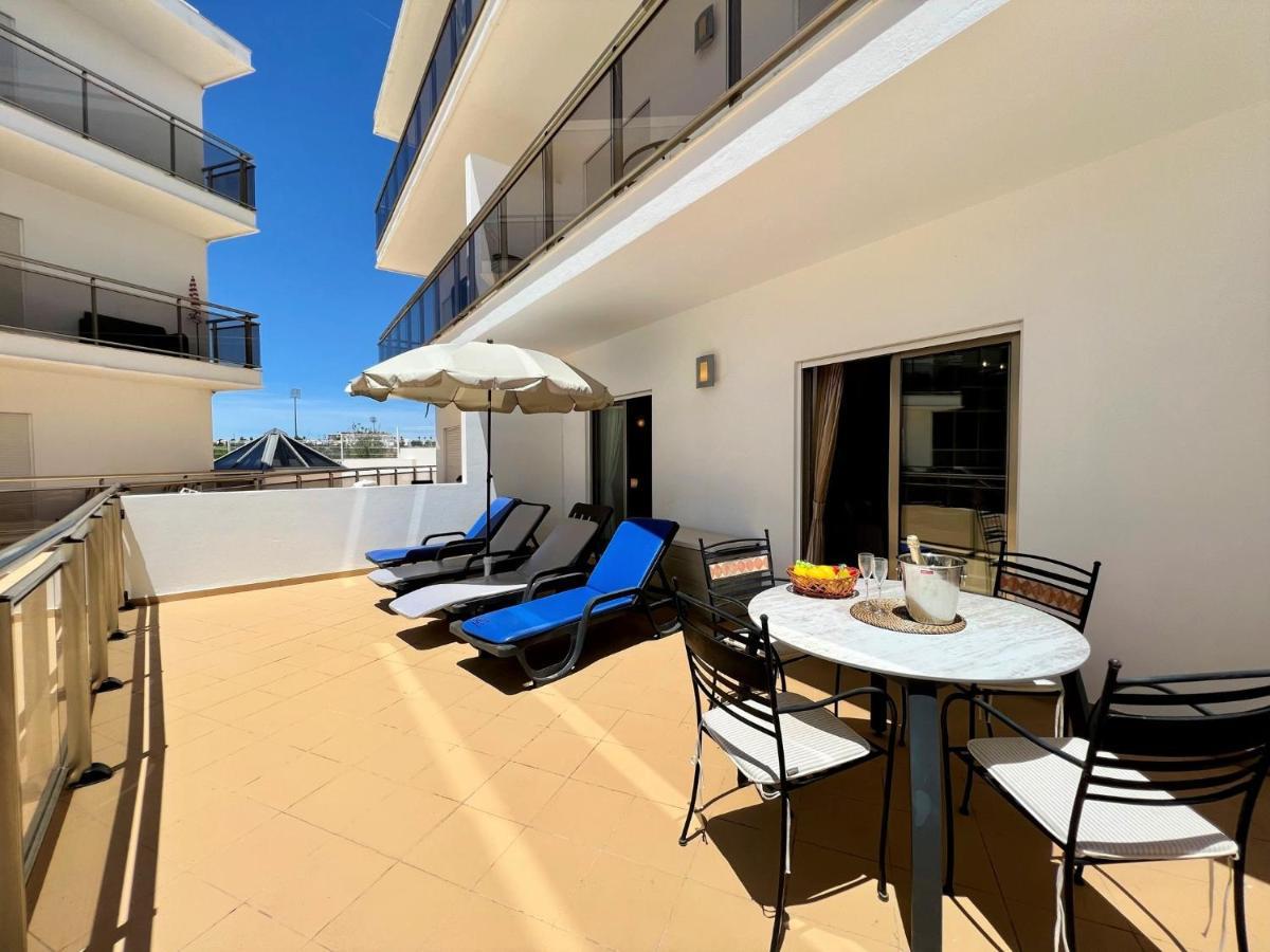 Апартаменты Albufeira Terrace With Pool By Homing Экстерьер фото